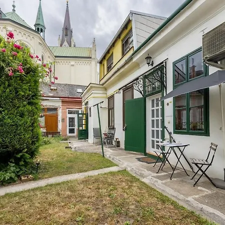 Art Deco In Old Town With Ac And Terrace Apartment Bratislava
