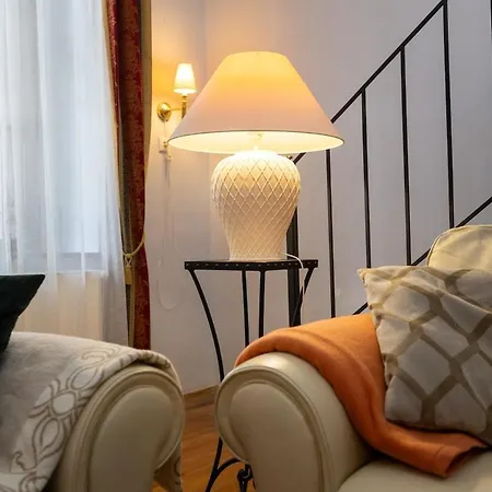 Art Deco In Old Town With Ac And Terrace * Bratislava