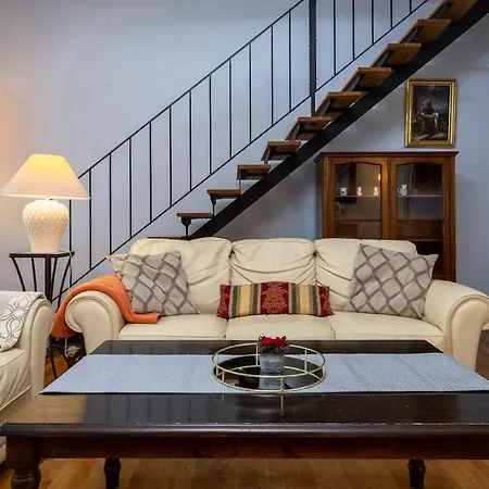 Apartment Art Deco In Old Town With Ac And Terrace
